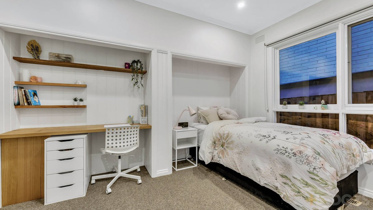 38 Rosewarne Avenue Cheltenham - Residential for sale