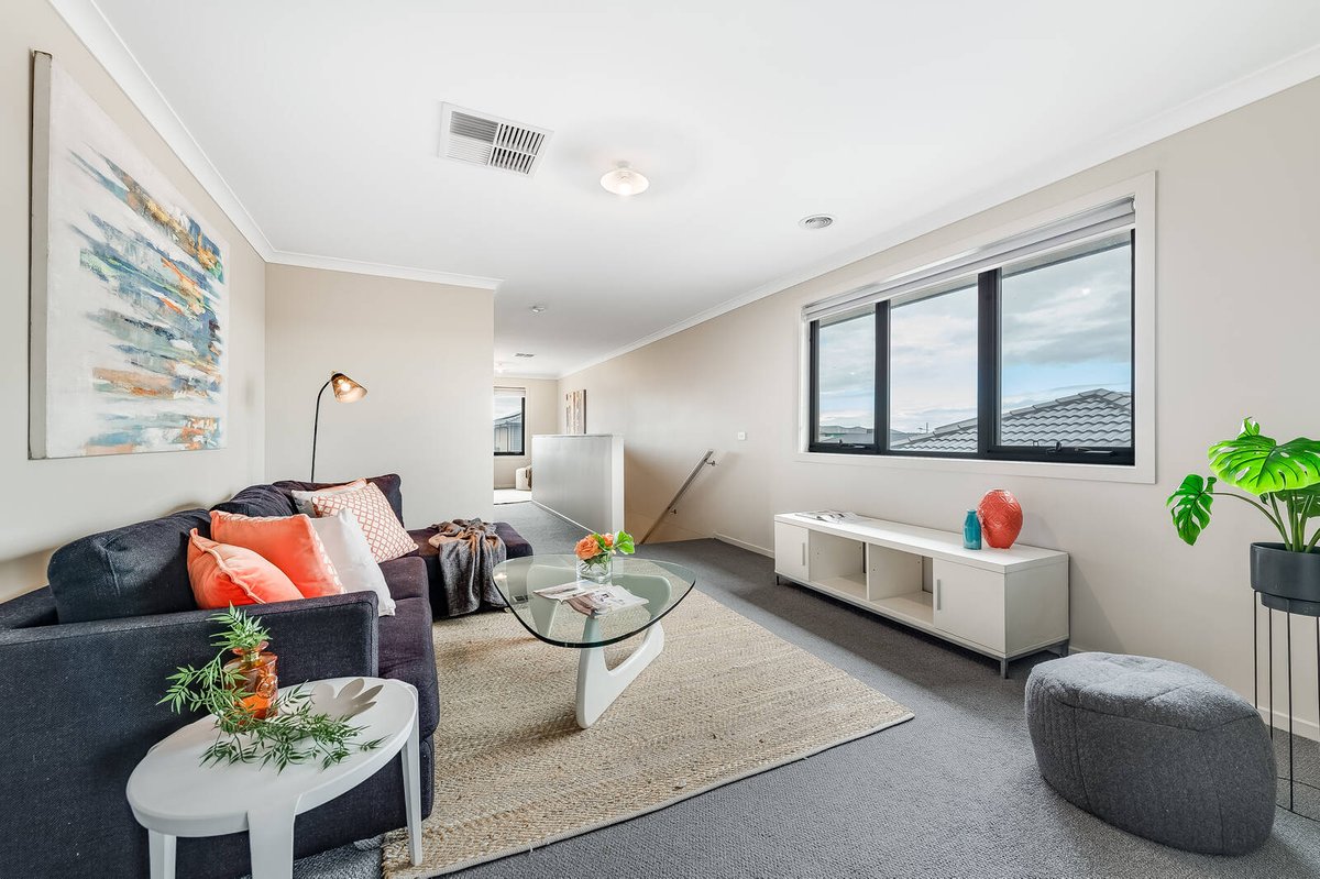 38 Surround Drive Mambourin - Residential for sale