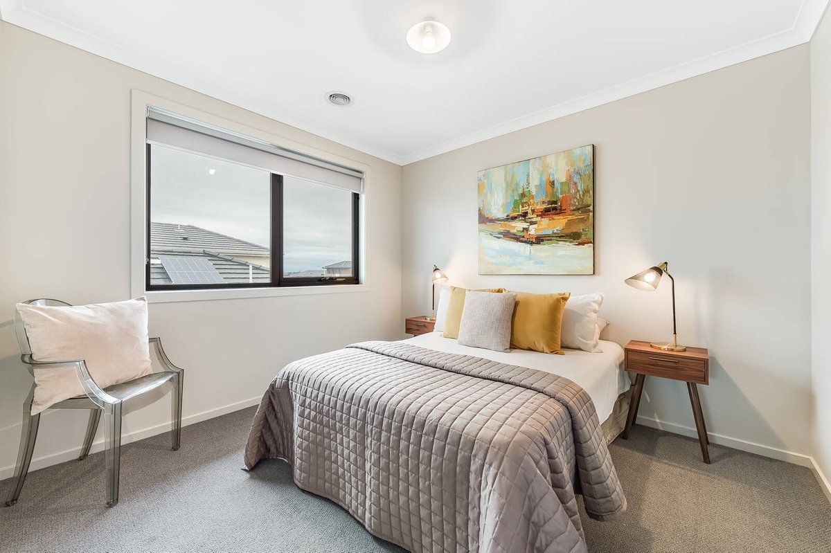 38 Surround Drive Mambourin - Residential for sale