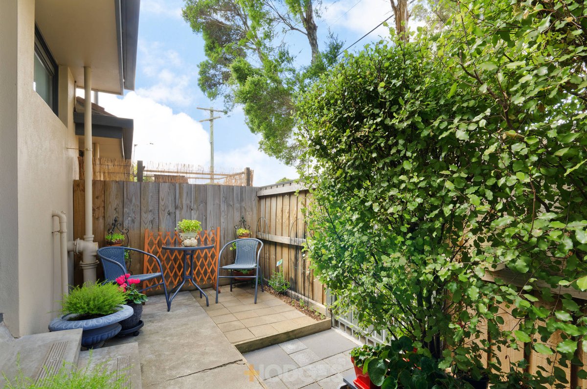 3 / 81 Heytesbury Street Herne Hill - Residential for sale
