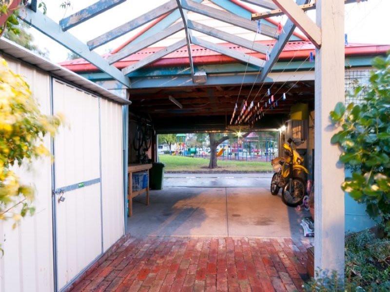 39 Alexander Street SEDDON - Residential for sale