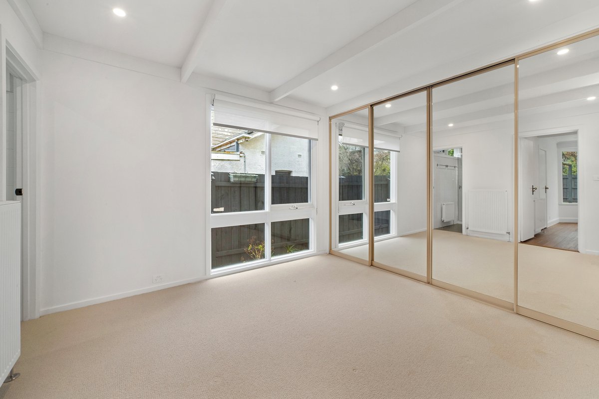 39 Margarita Street Hampton - Residential for lease