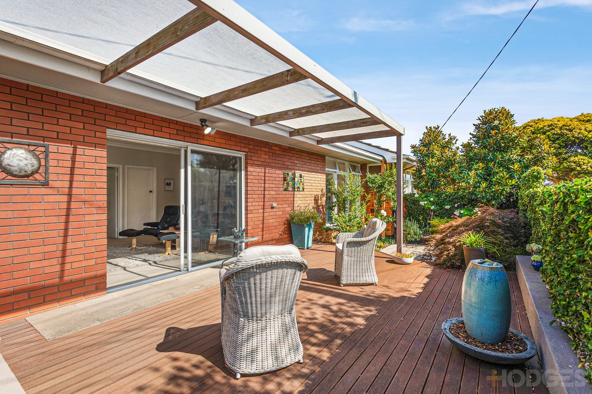 39 Outlook Road Mount Waverley - Residential for sale
