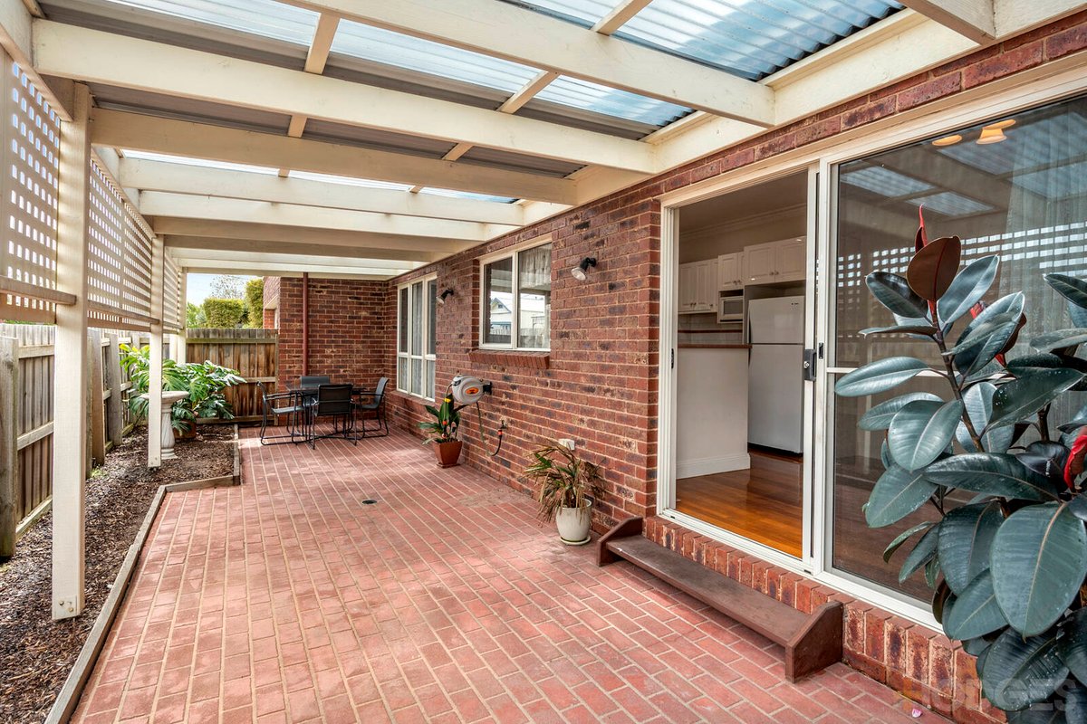 39 St Albans Road East Geelong - Residential for sale