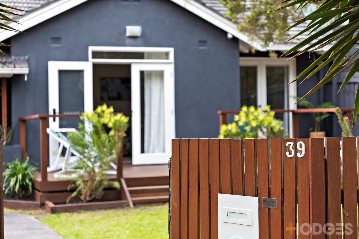 39 Thorburn Street Hampton - Residential for sale