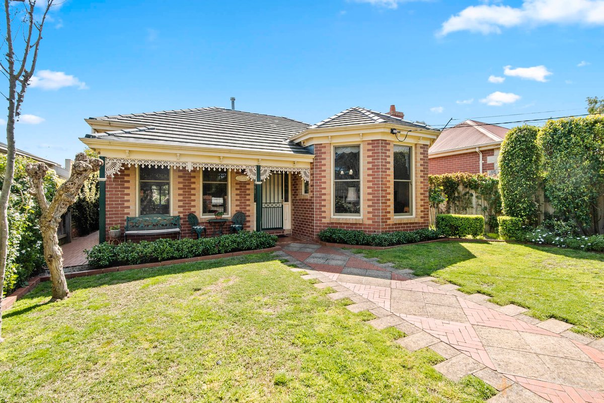 39 Tramway Parade Beaumaris - Residential for sale