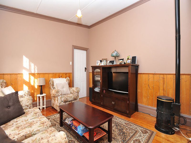 4 Berry Street YARRAVILLE - Residential for sale