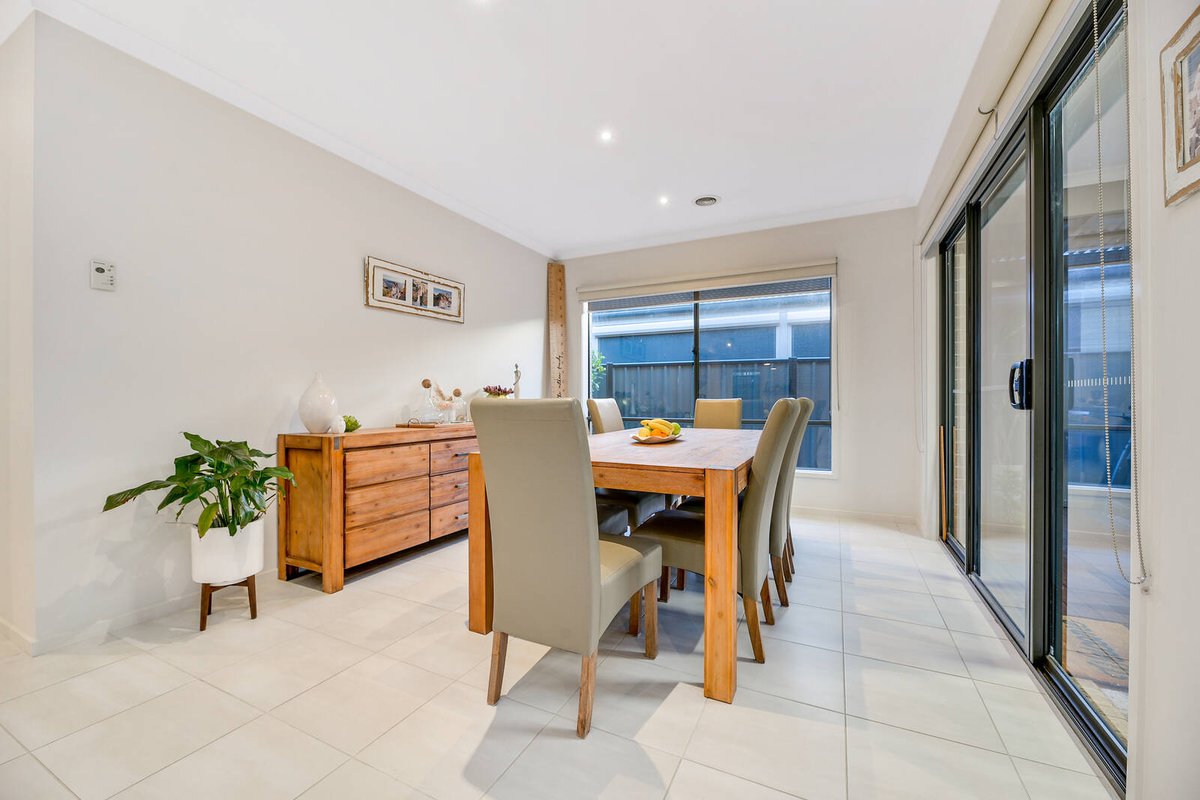 4 Camolina Way Clyde North - Residential for sale