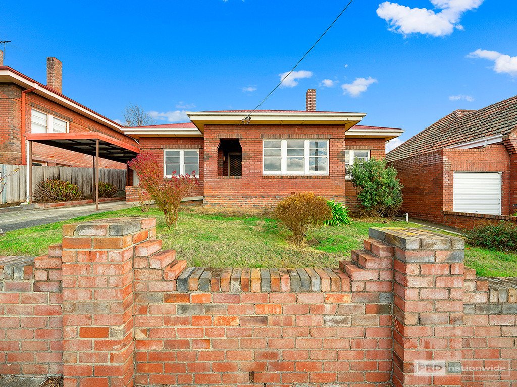 4 Charles Street, MOONAH TAS 7009