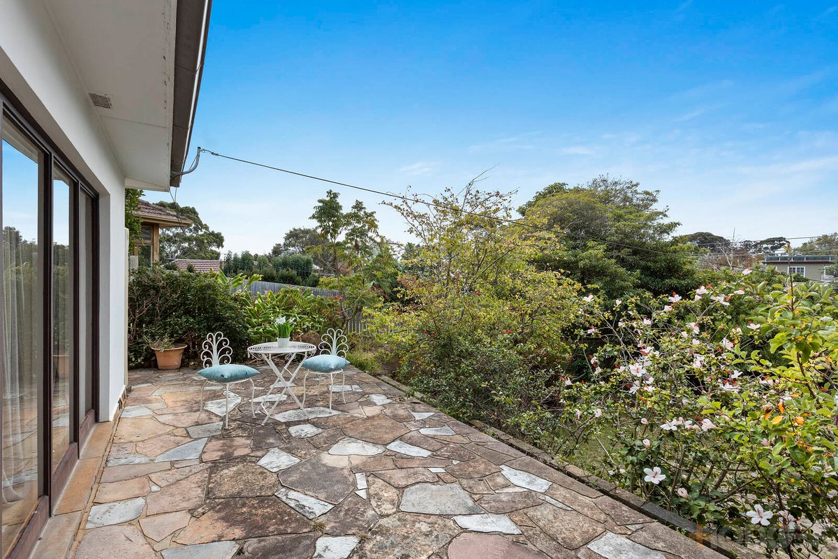 4 Chateau Grove Beaumaris - Residential for sale