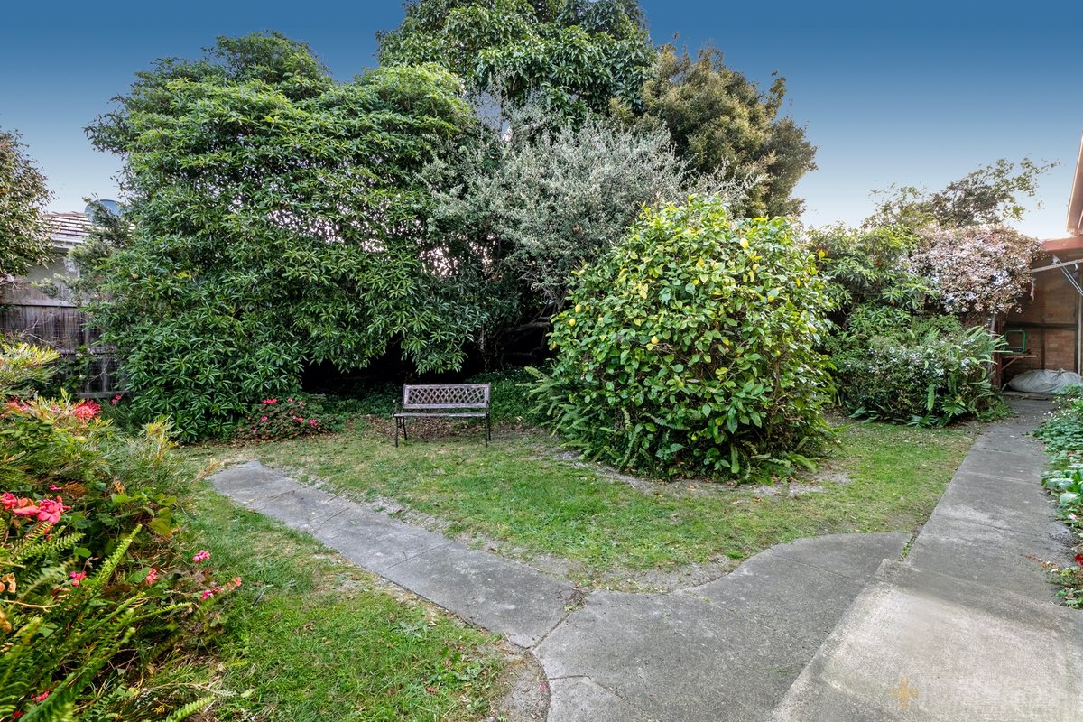 4 Churchill Avenue Cheltenham - Residential for sale