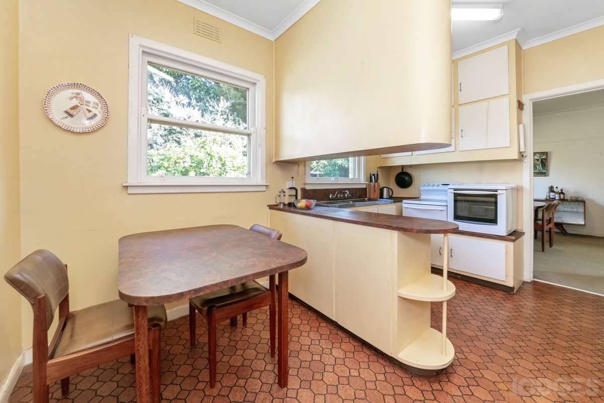 4 Churchill Avenue Cheltenham - Residential for sale