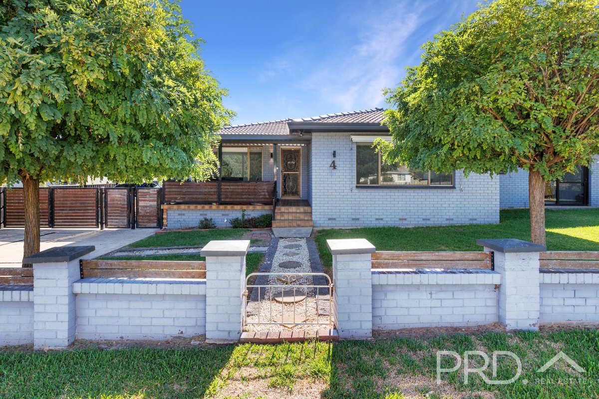 4 Clarence Street, TUMUT NSW 2720