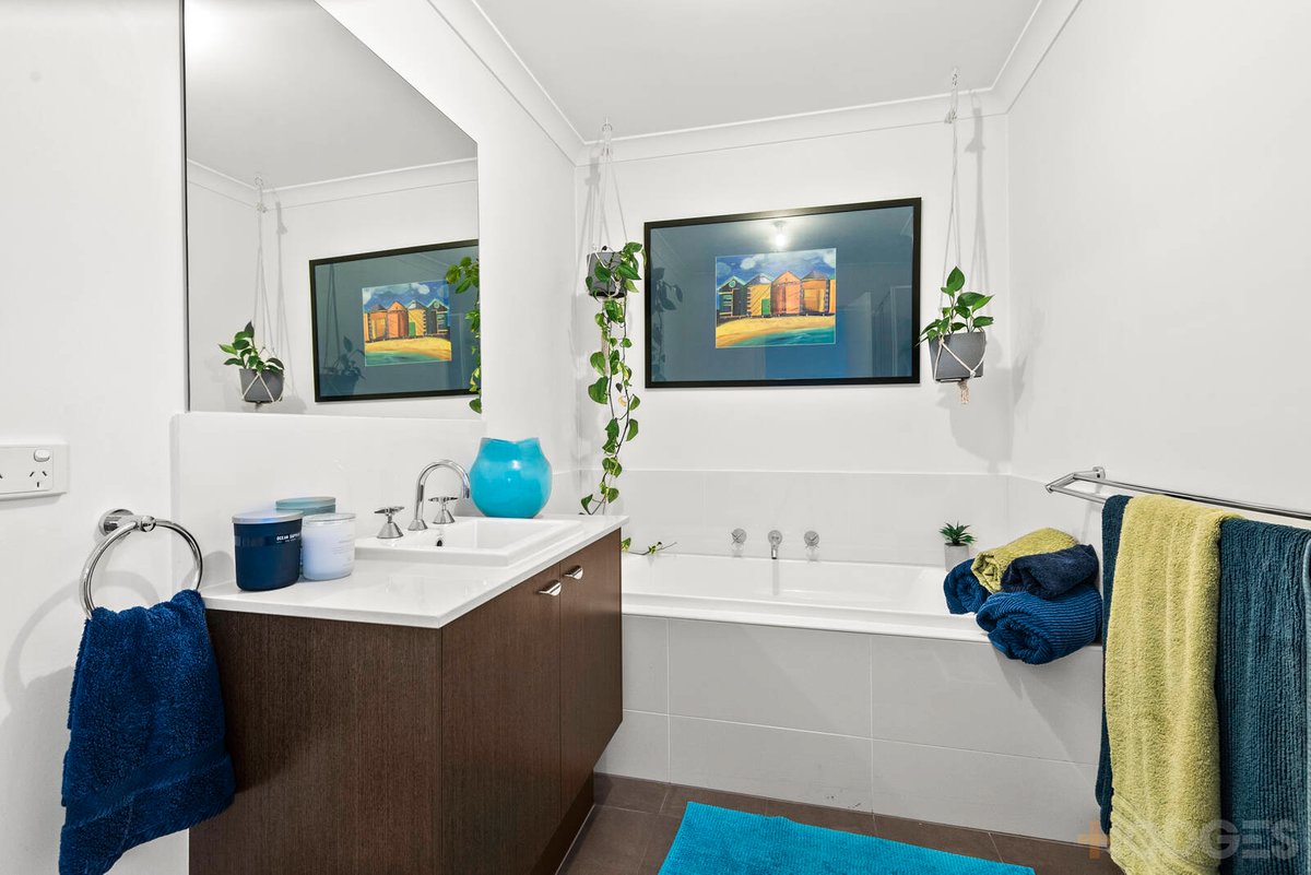 4 Coombe Avenue Hampton - Residential for sale