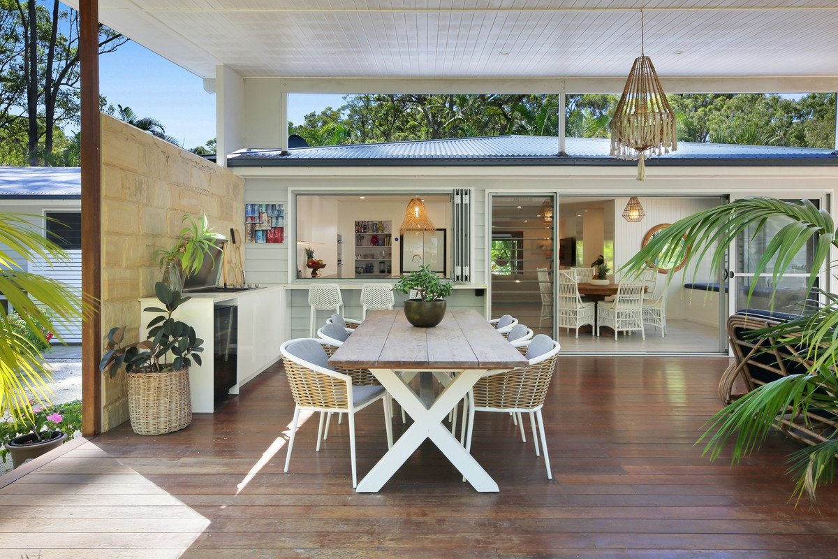 4 Evergreen Drive, Elanora QLD 4221