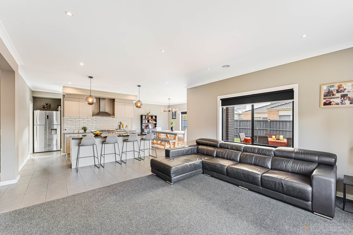4 Falcata Avenue Werribee - Residential for sale