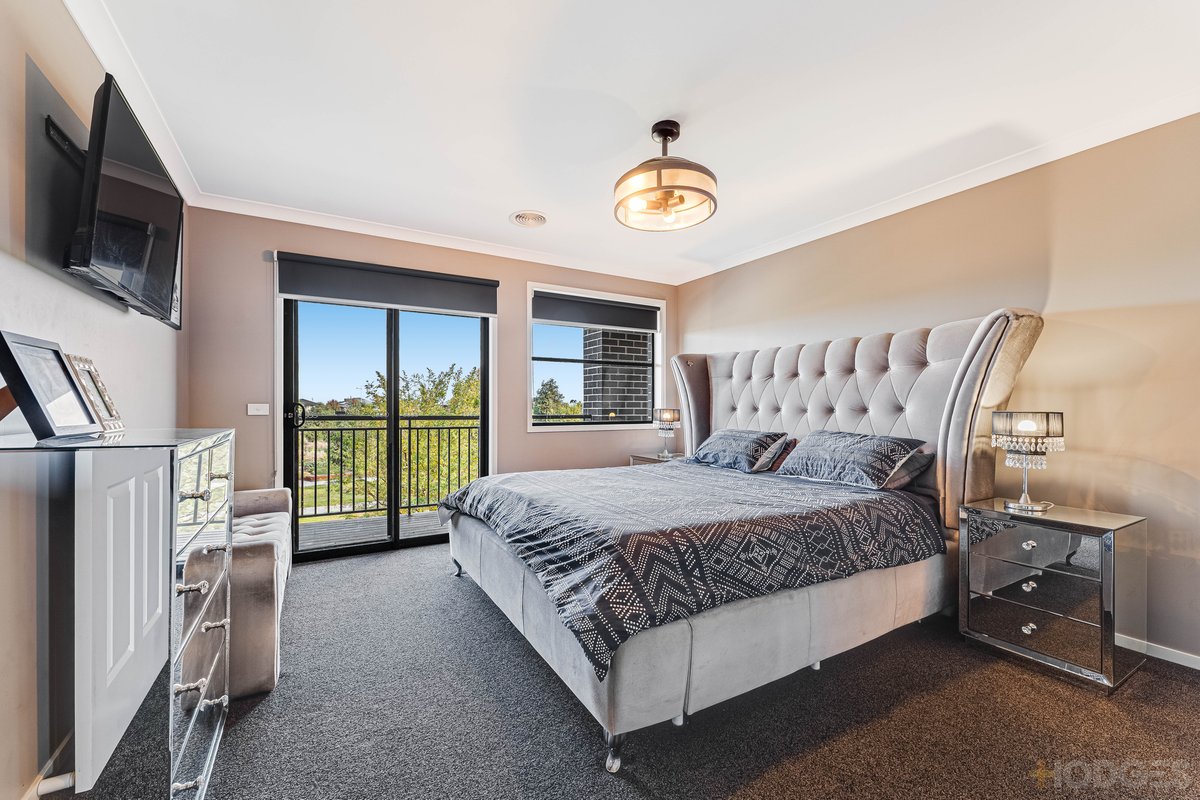 4 Falcata Avenue Werribee - Residential for sale