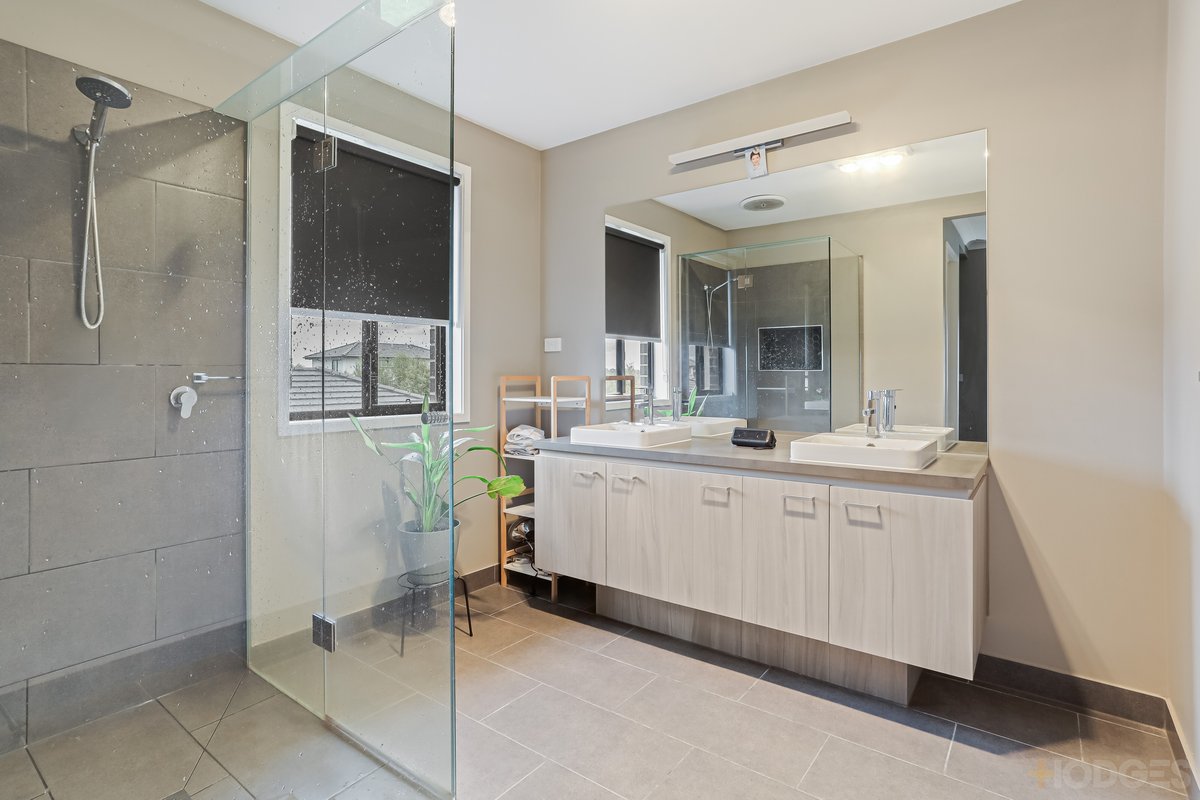 4 Falcata Avenue Werribee - Residential for sale