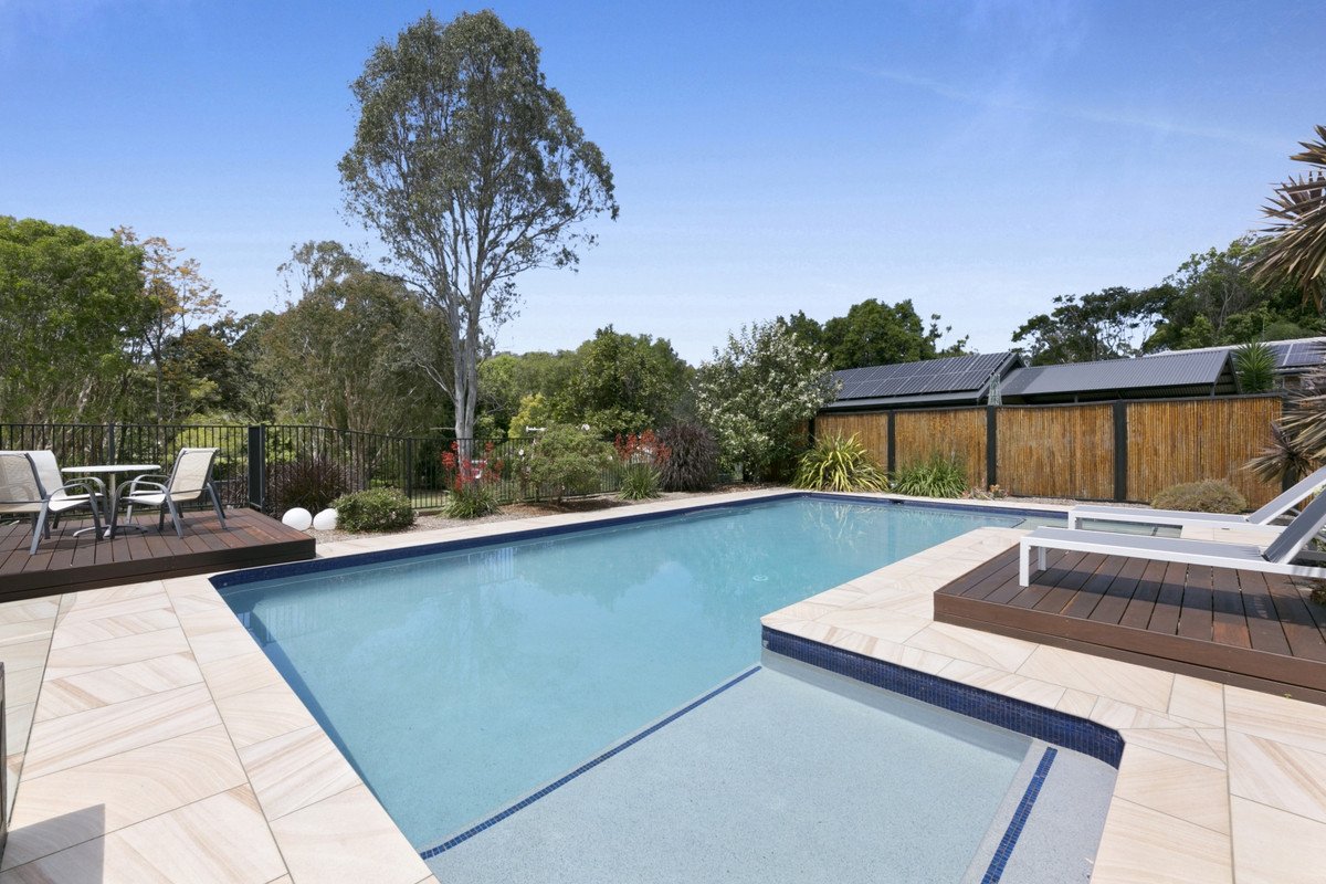 4 Green Lane, Tallebudgera QLD 4228