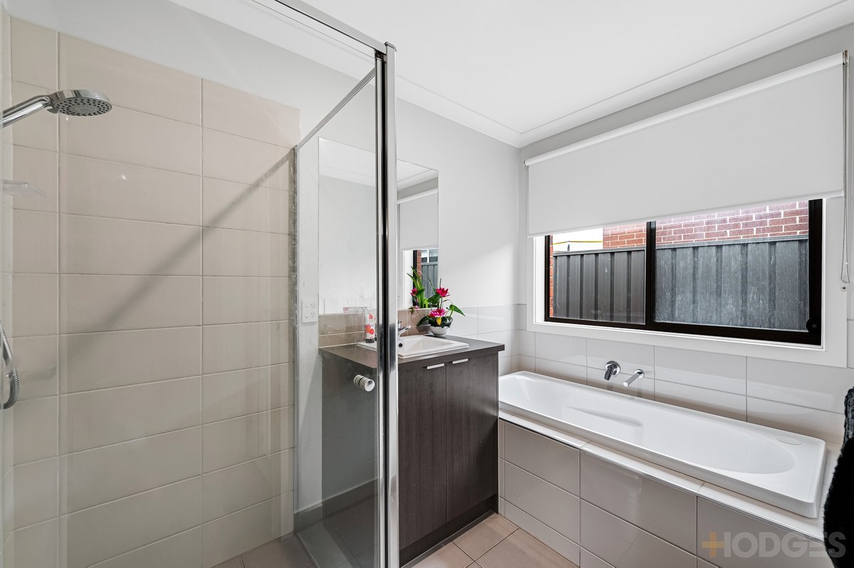 4 Hansel Drive Werribee - Residential for sale
