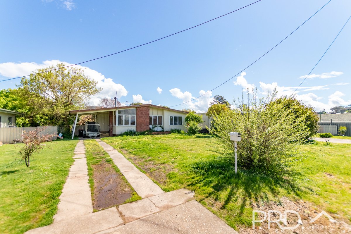4 Hudson Street, TUMUT NSW 2720