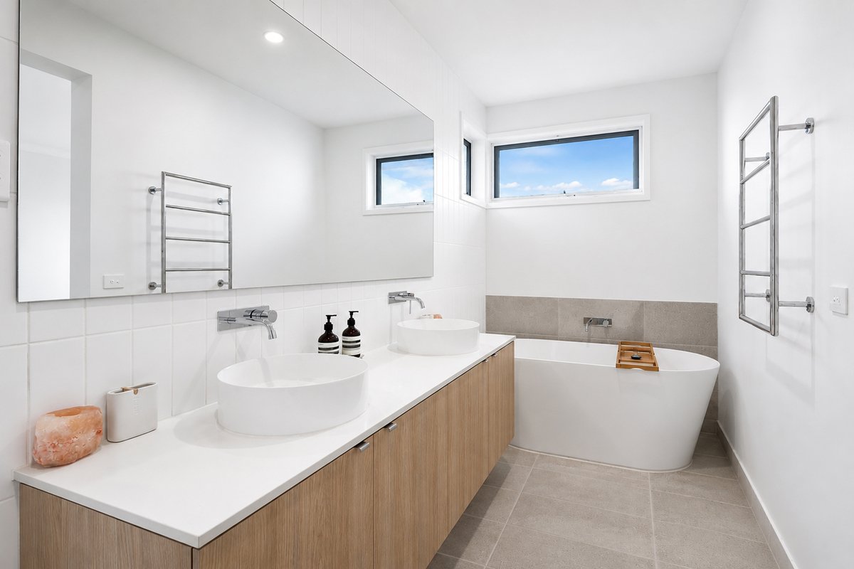 4 Joanna St  Ocean Grove - Residential for lease