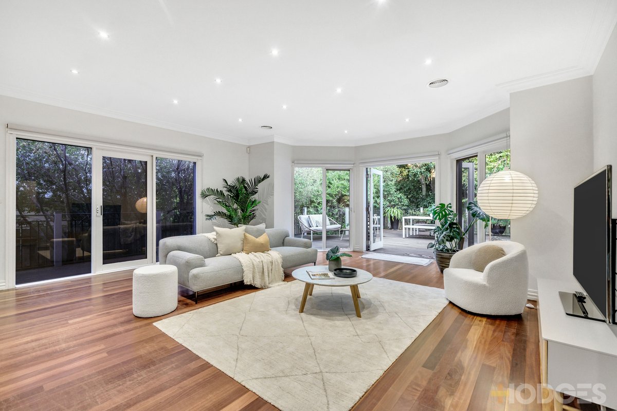 4 Kevin Court Cheltenham - Residential for sale