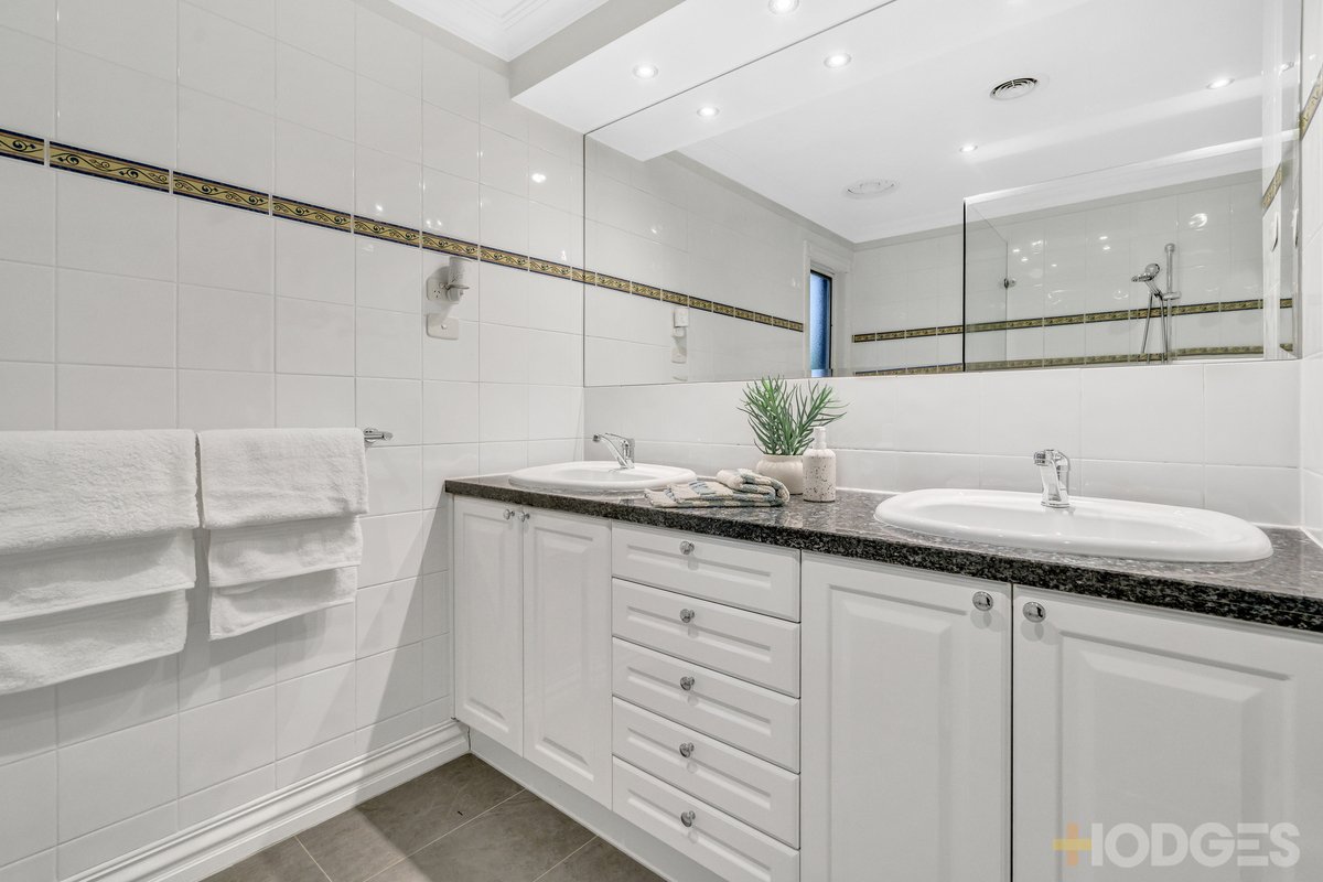 4 Kevin Court Cheltenham - Residential for sale