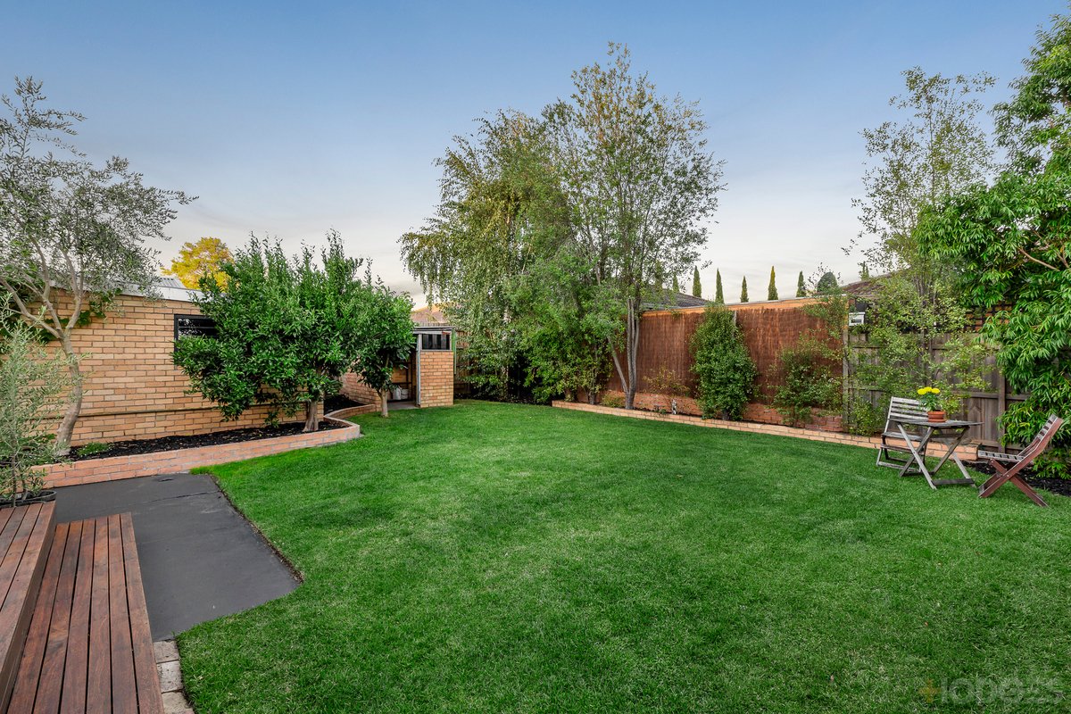 4 Leo Street Bentleigh East - Residential for sale