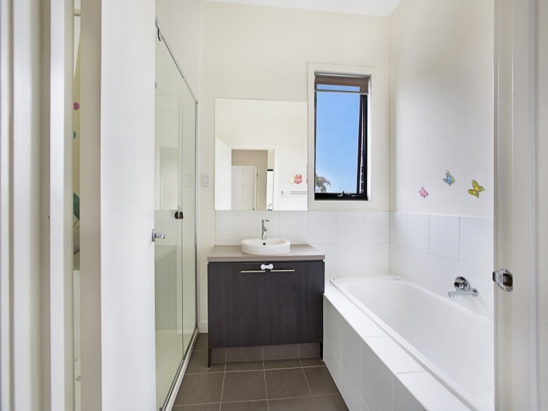 4 McDougall Drive FOOTSCRAY - Residential for sale