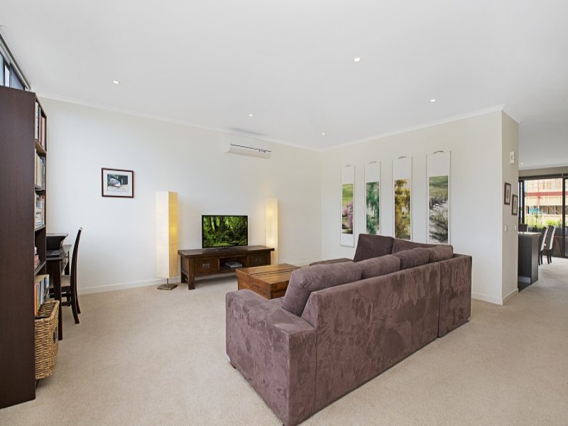 4 McDougall Drive FOOTSCRAY - Residential for sale