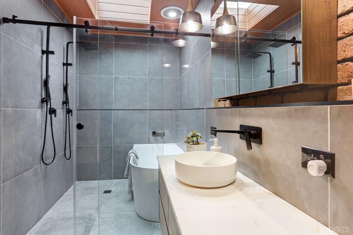 4 Melita Avenue Werribee - Residential for sale