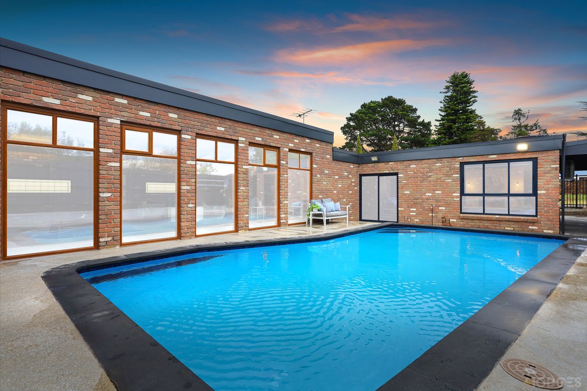 4 Melita Avenue Werribee - Residential for sale