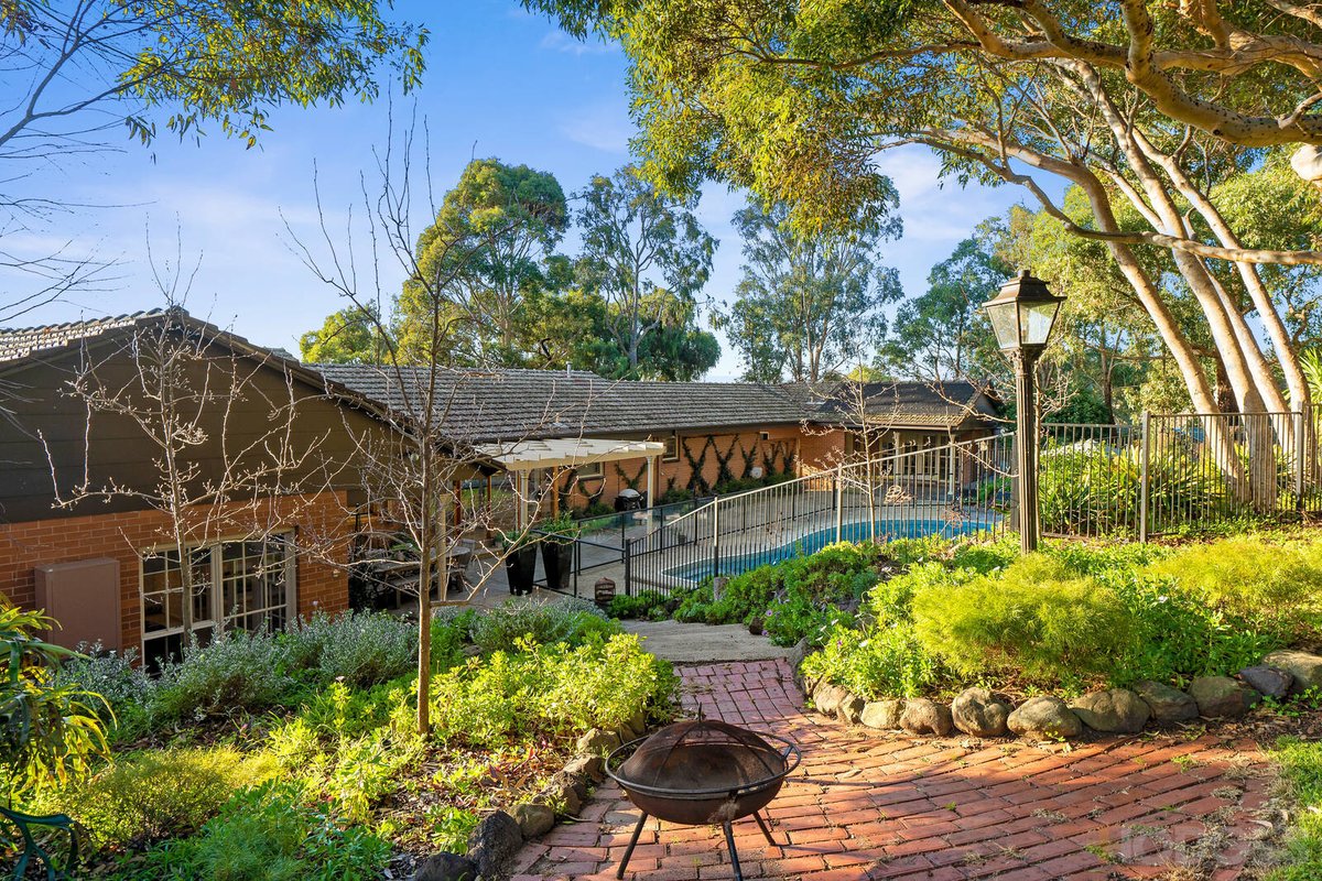 4 Merrigum Court Highton - Residential for sale