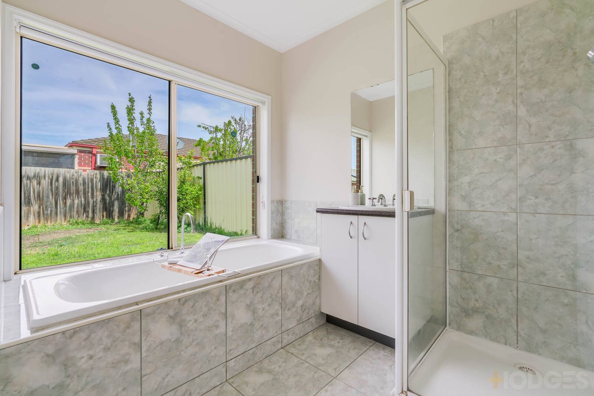 4 Montana Drive Werribee - Residential for sale