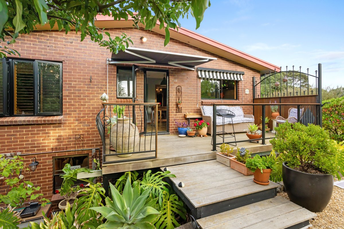 4 Pasadena Street RYE - Residential for sale