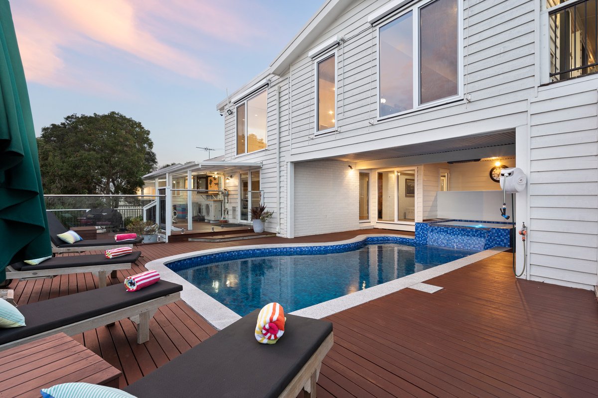 4 Robyn Court RYE - Residential for sale