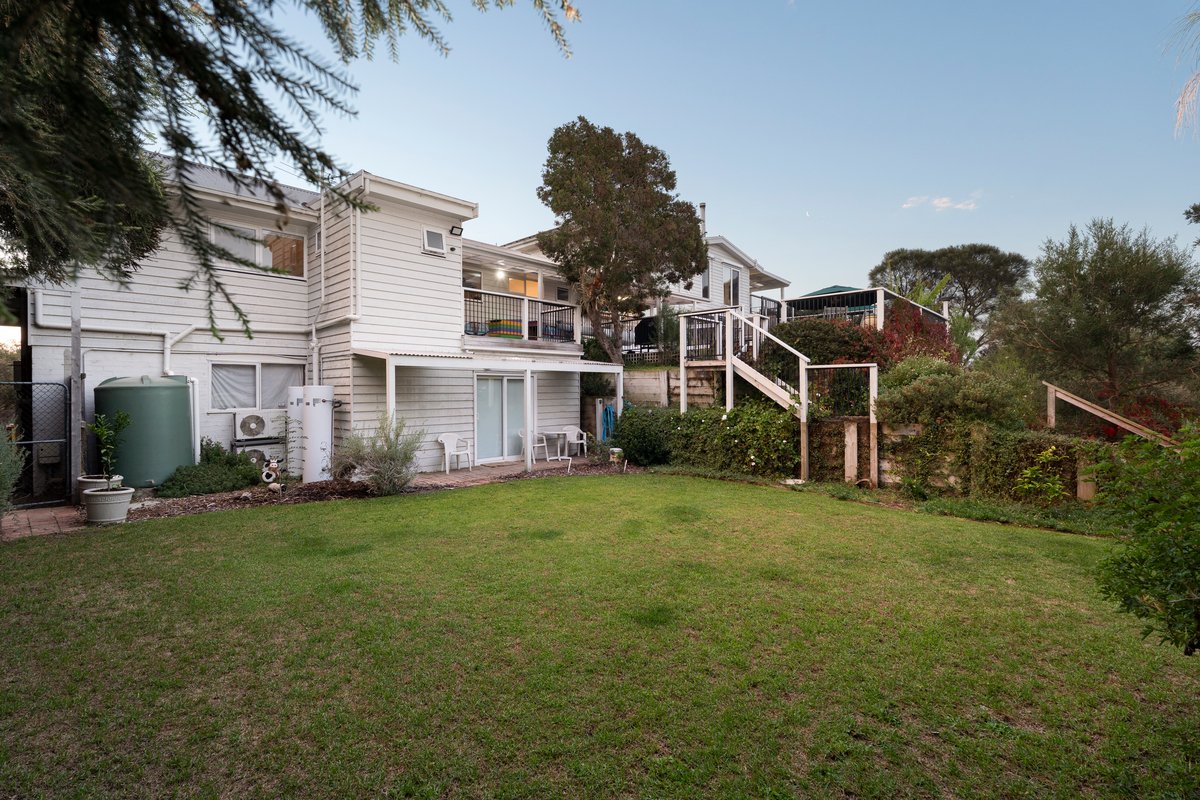 4 Robyn Court RYE - Residential for sale