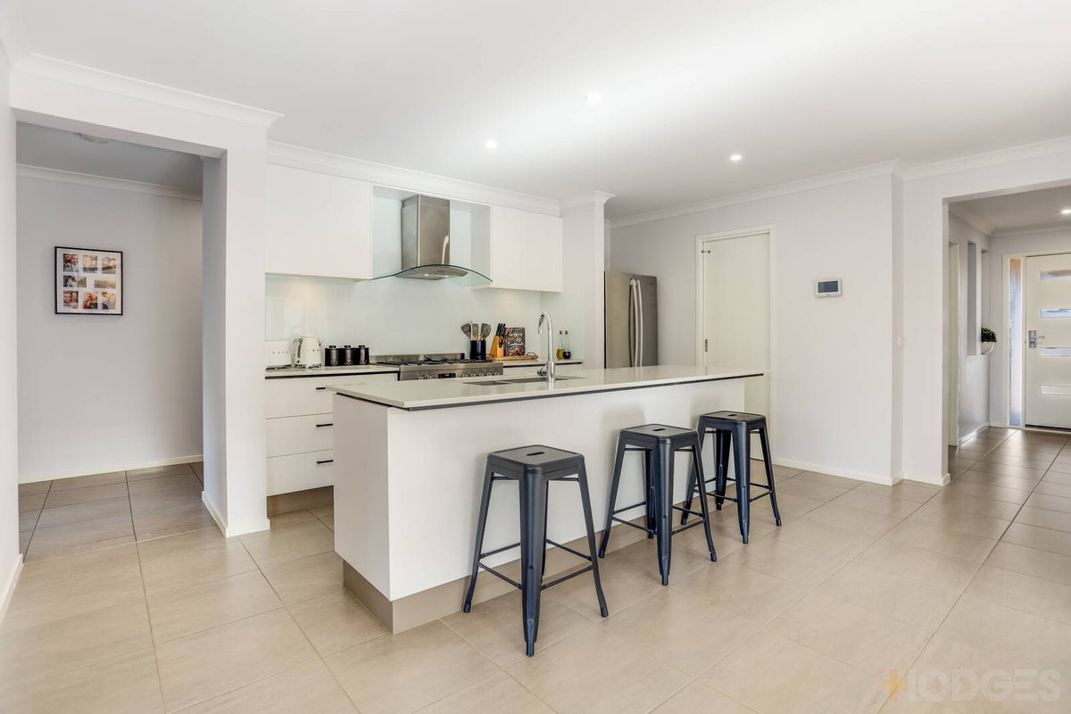 4 Saris Street Manor Lakes - Residential for sale