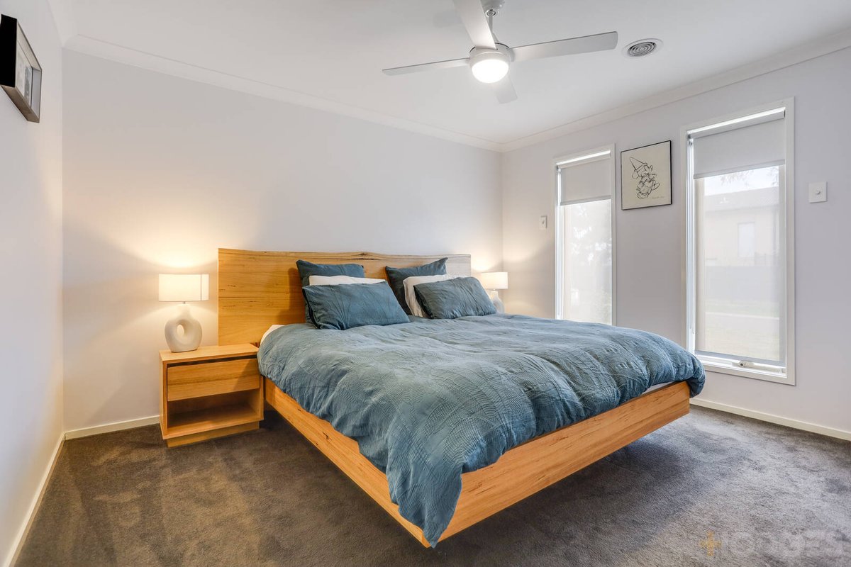 4 Saris Street Manor Lakes - Residential for sale