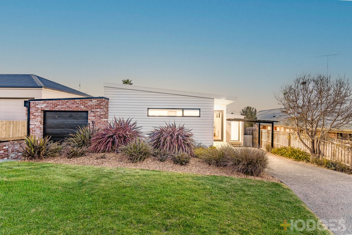 4 Sea Breeze Court Ocean Grove - Residential for sale