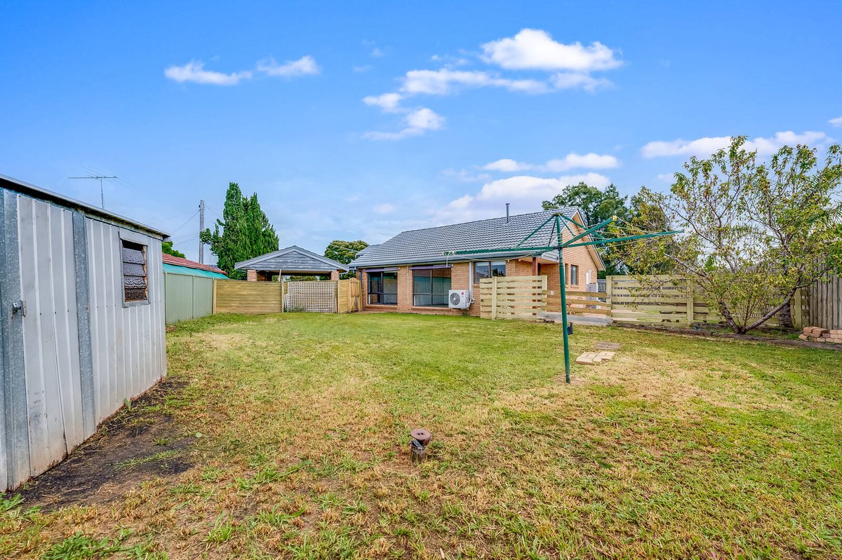 4 Snowgum Court Hoppers Crossing - Residential for sale