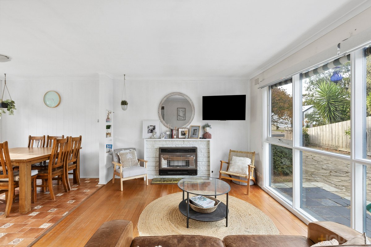 4 Teatree Close Ocean Grove - Residential for sale