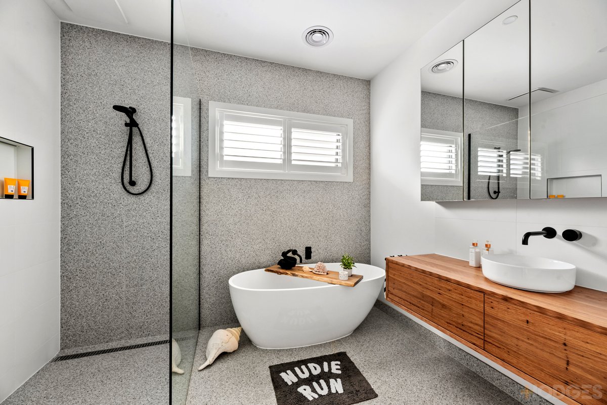4 Thornton Avenue St Leonards - Residential for sale