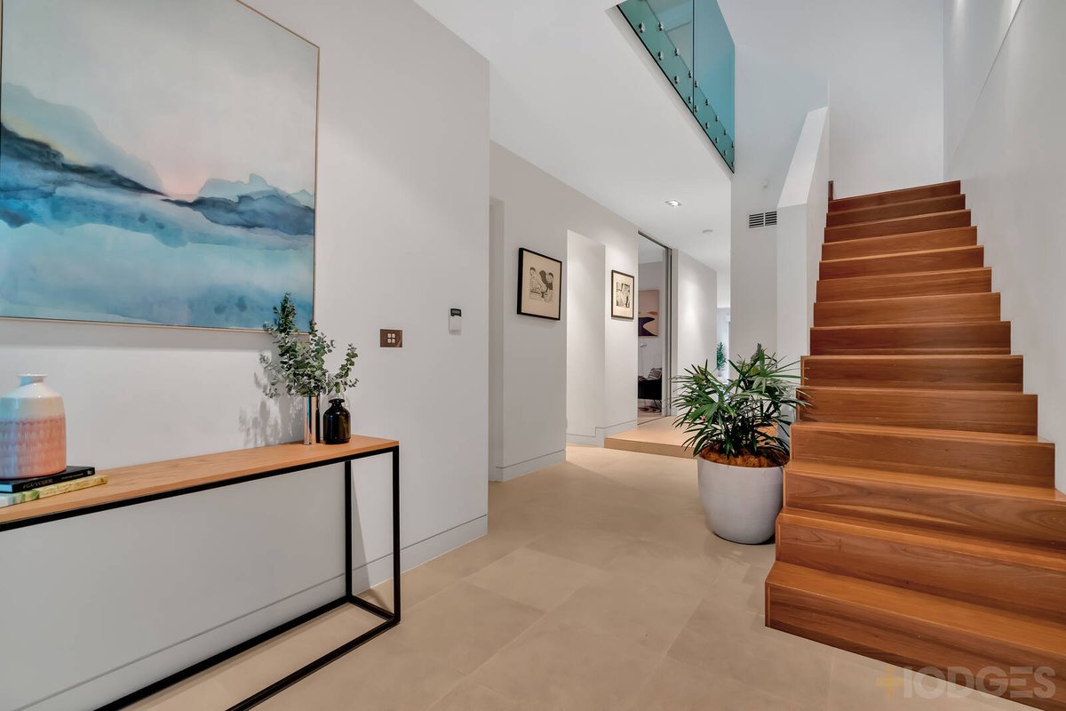 4 Waters Edge Place Edithvale - Residential for sale