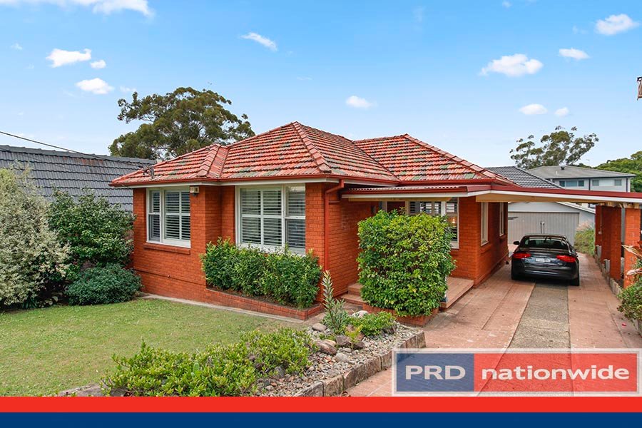 4 Wayne Avenue, LUGARNO NSW 2210