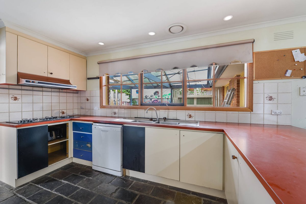 40 Baggott Drive Hoppers Crossing - Residential for sale