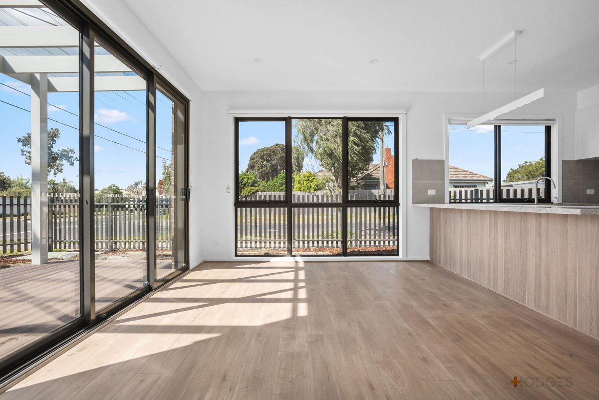 40 McLeod Road Carrum - Residential for lease