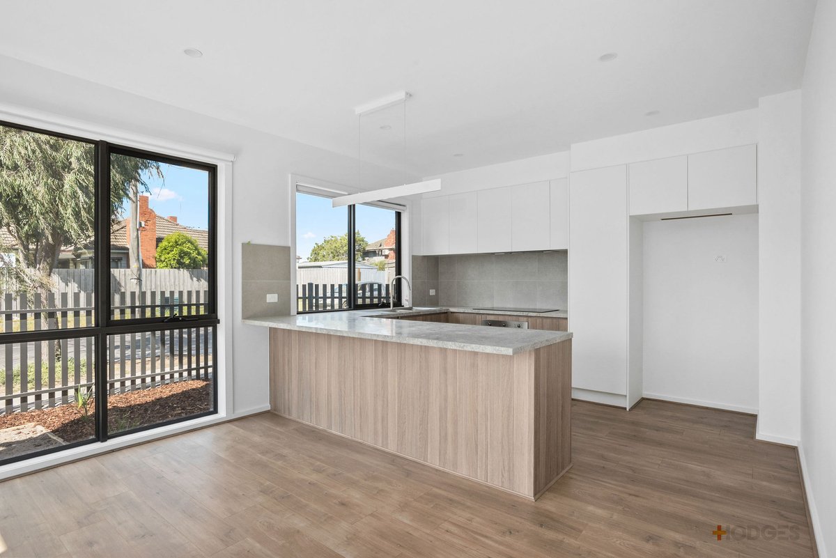 40 McLeod Road Carrum - Residential for lease