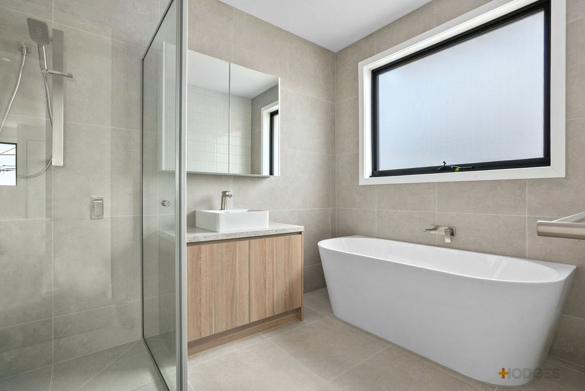 40 McLeod Road Carrum - Residential for lease